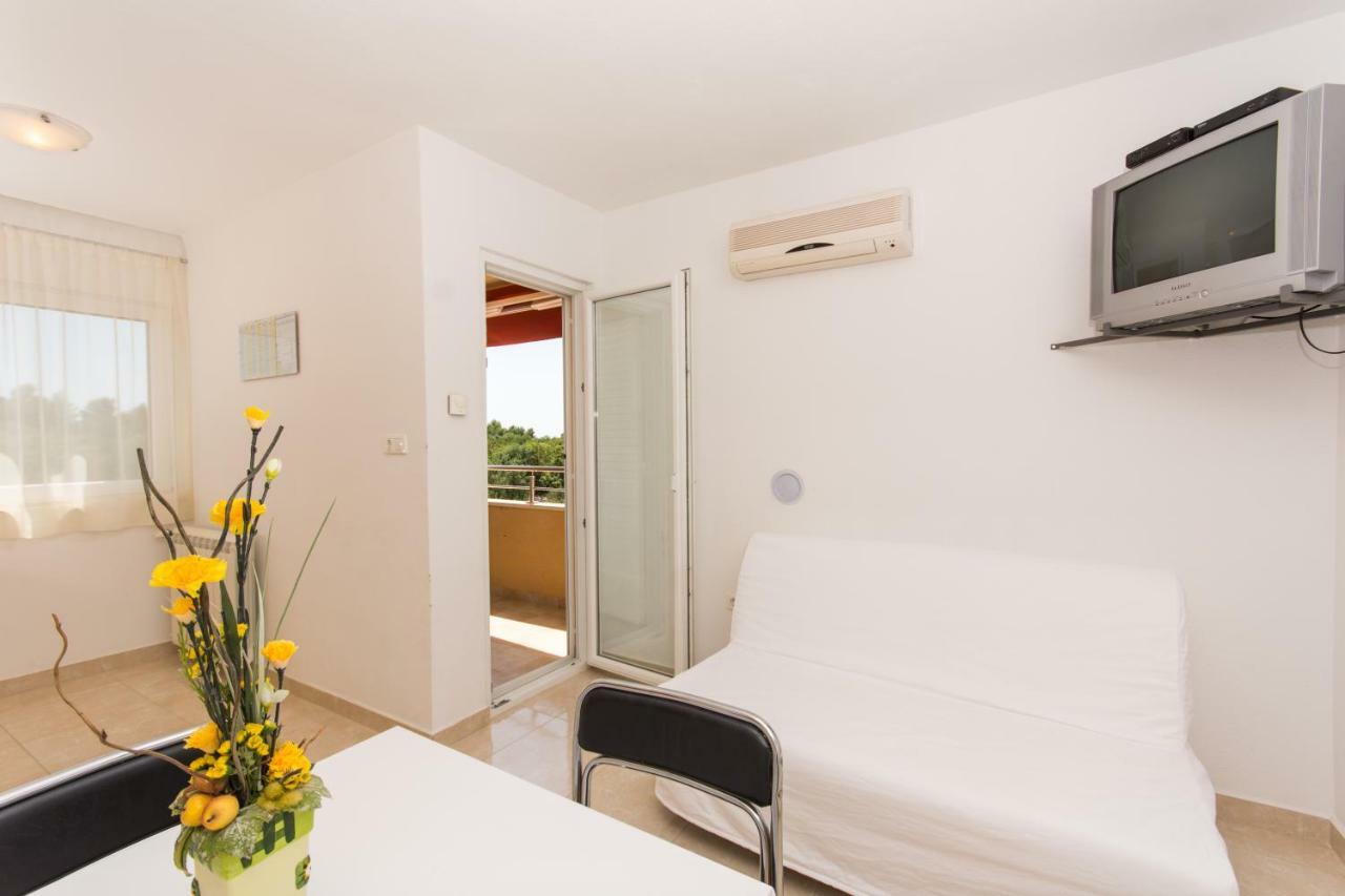 Apartments Vukman Trogir Exterior photo