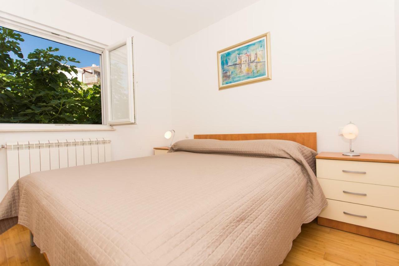 Apartments Vukman Trogir Exterior photo